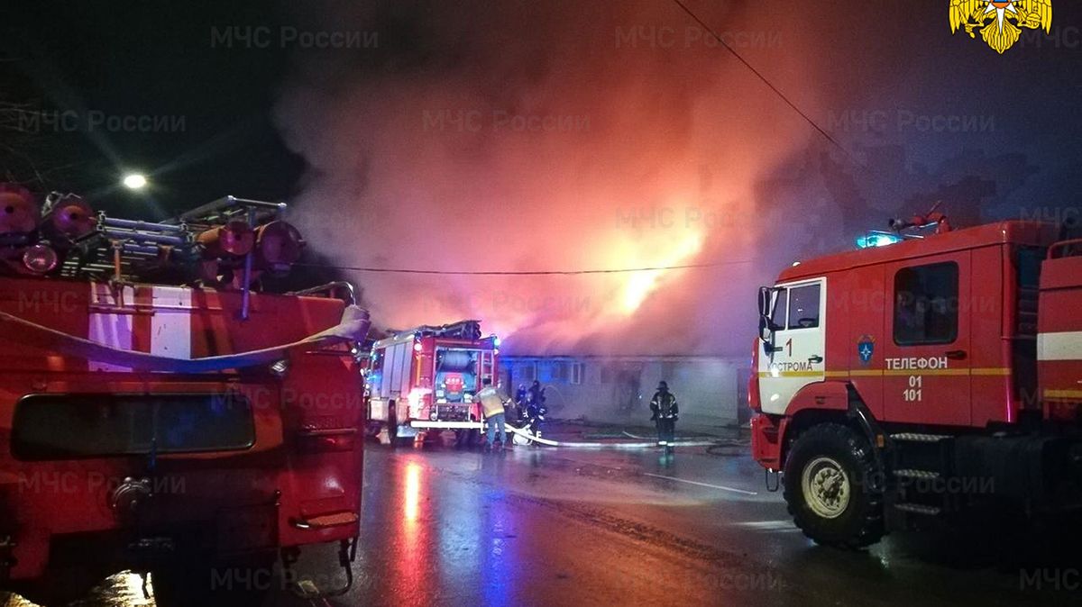 Nejméně 15 mrtvých při požáru v nočním klubu v Rusku. Někdo řešil konflikt signální pistolí